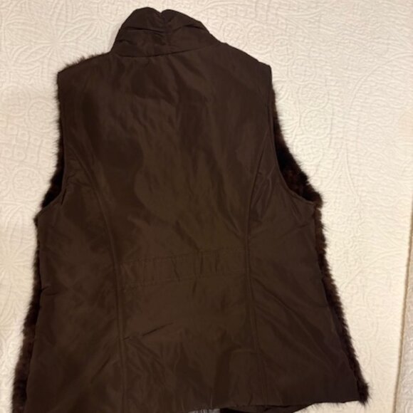 Women's Etcetera Size M Zip Up Faux Fur Vest - Picture 3 of 3